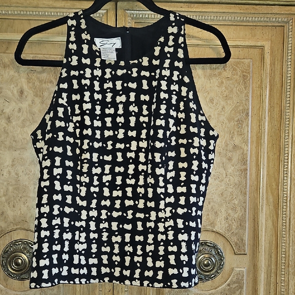 Genny Tops - Elegant Black and Cream Women's Tank Top